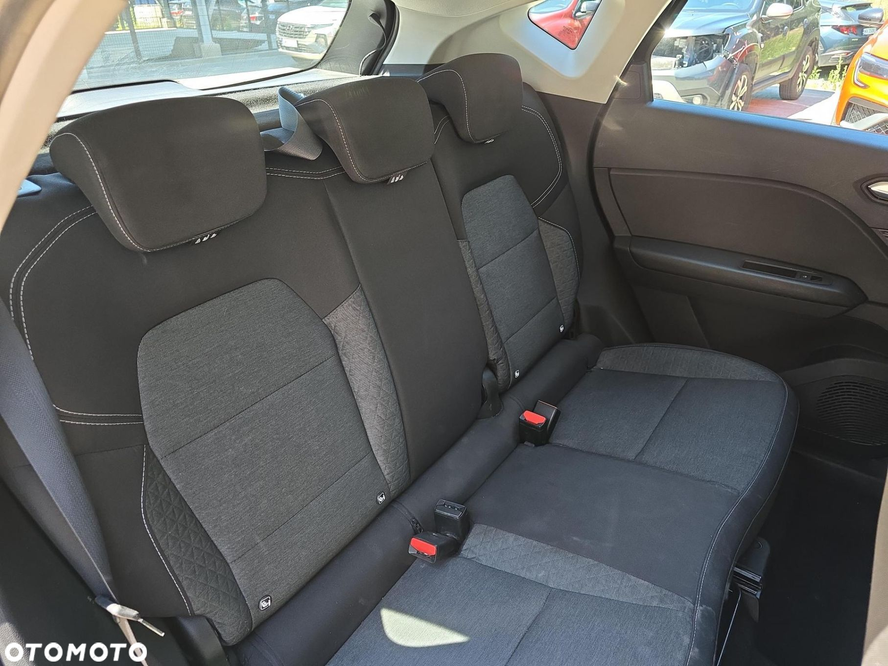 Renault Captur - 11