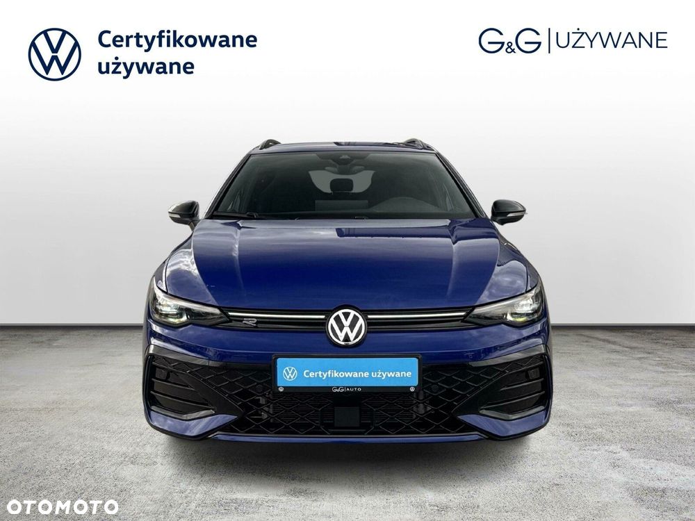 Volkswagen Golf - 8