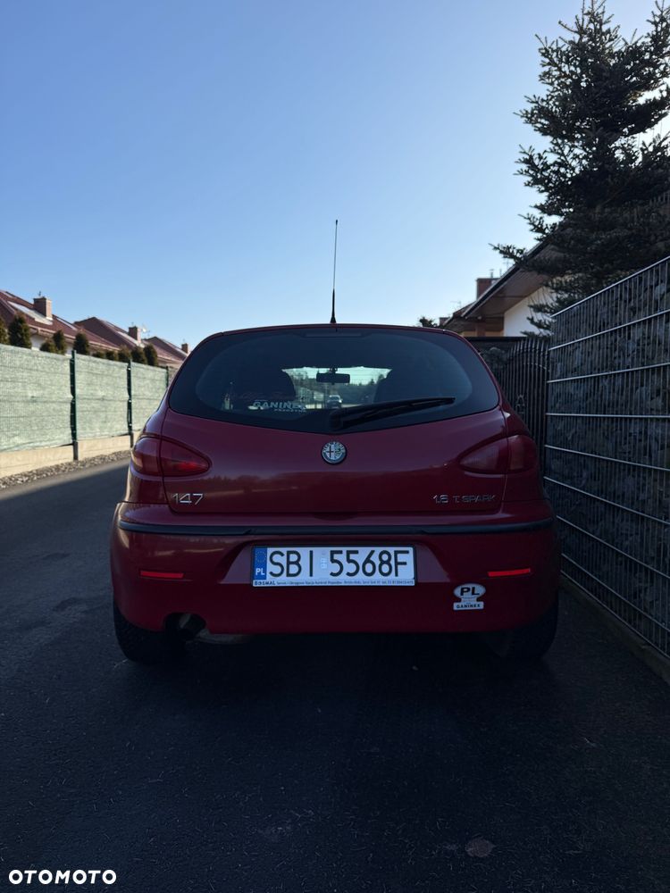 Alfa Romeo 147 - 6