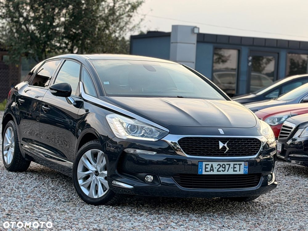 DS Automobiles DS 5 - 12
