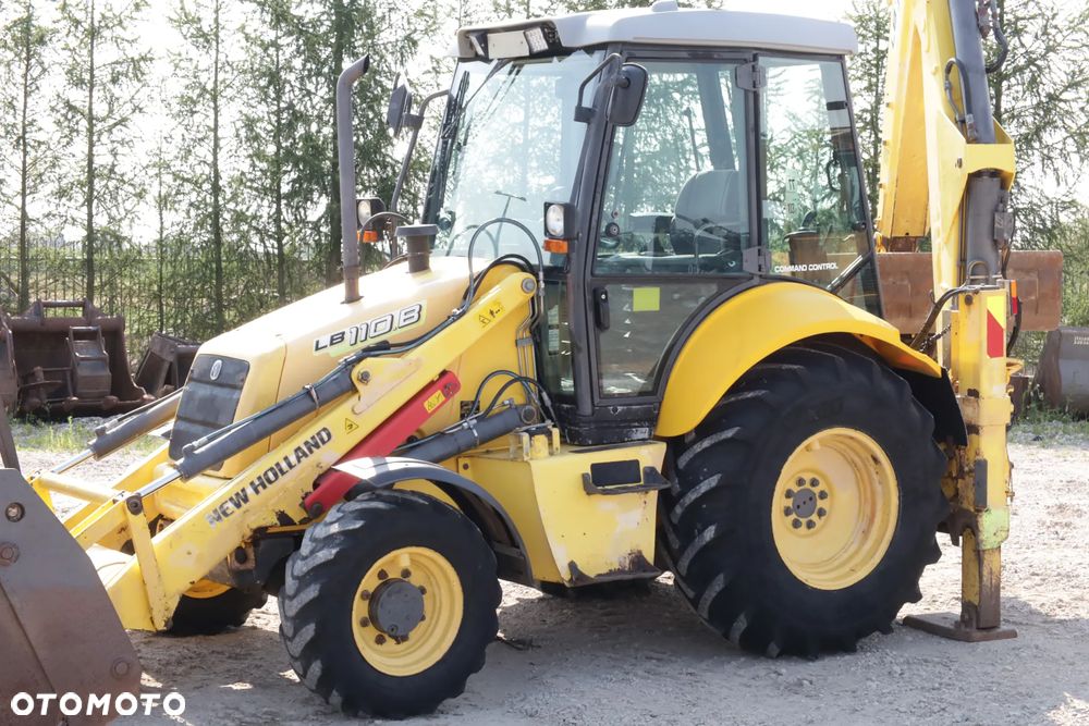 New Holland LB110B - 3
