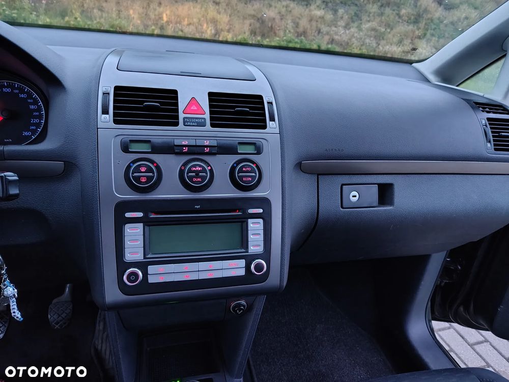 Volkswagen Touran 1.6 Trendline - 15