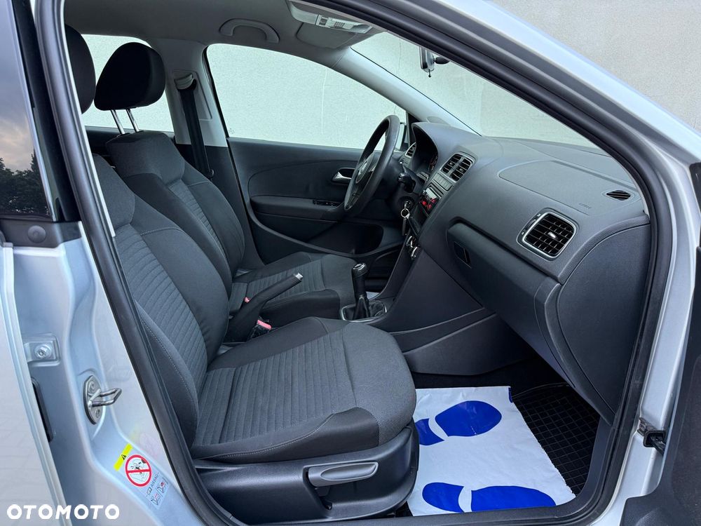 Volkswagen Polo - 24