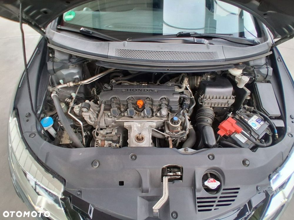 Honda Civic 1.8 Sport (Honda Connect+) - 33