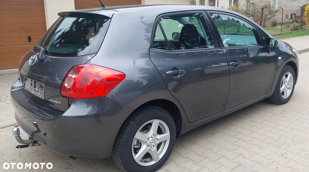 Toyota Auris 1.4 D-4D - 14