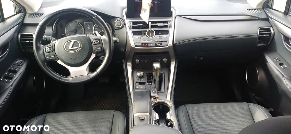 Lexus NX 300 - 15