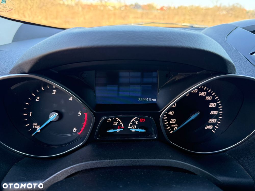 Ford Kuga 2.0 TDCi 2x4 Trend - 10