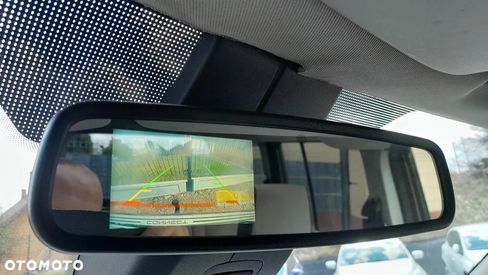 Ford Tourneo Connect Grand - 12