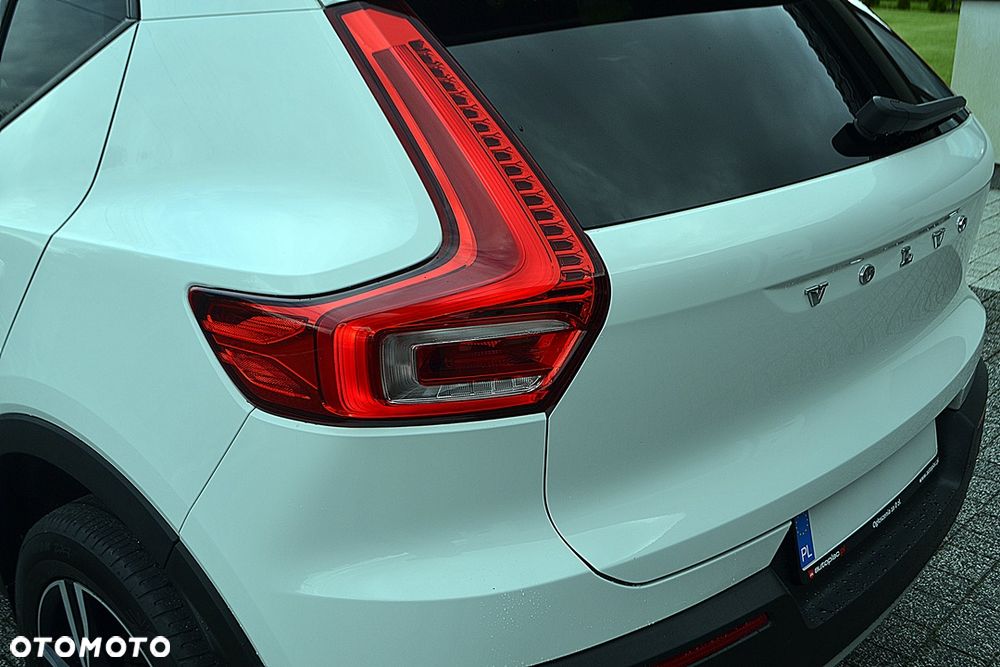 Volvo XC 40 T3 Momentum - 31