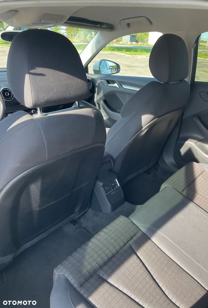 Audi A3 Sportback 2.0 TDI Ambition - 12