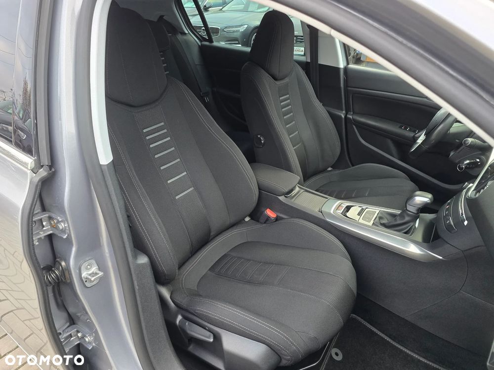 Peugeot 308 - 15