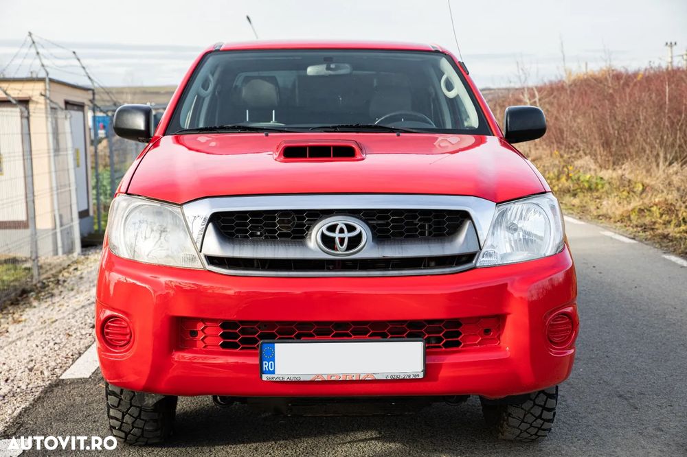 Toyota Hilux 4x4 Double Cab - 1