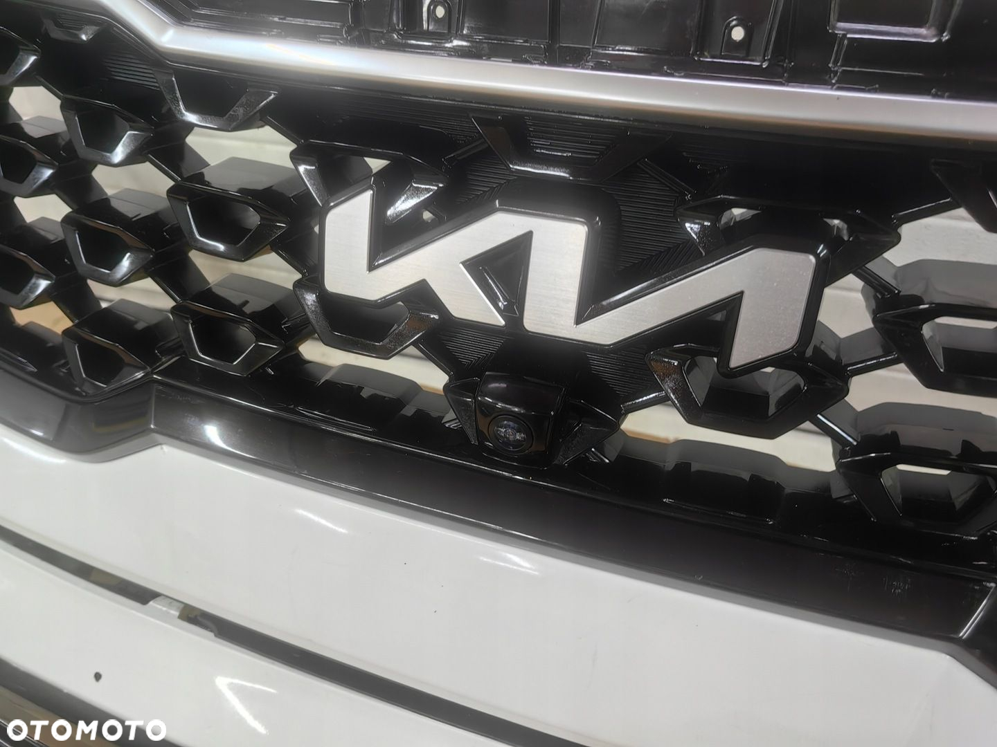 ZDERZAK PRZÓD PRZEDNI KIA SORENTO IV - 7