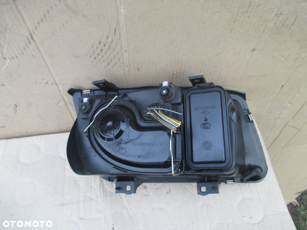 Lampa lewa VW BORA DJATO EUROPA - 2