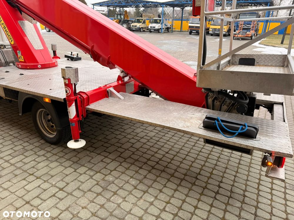 Palfinger P260B (26m w bok 14m)Nissan CABSTAR - 6