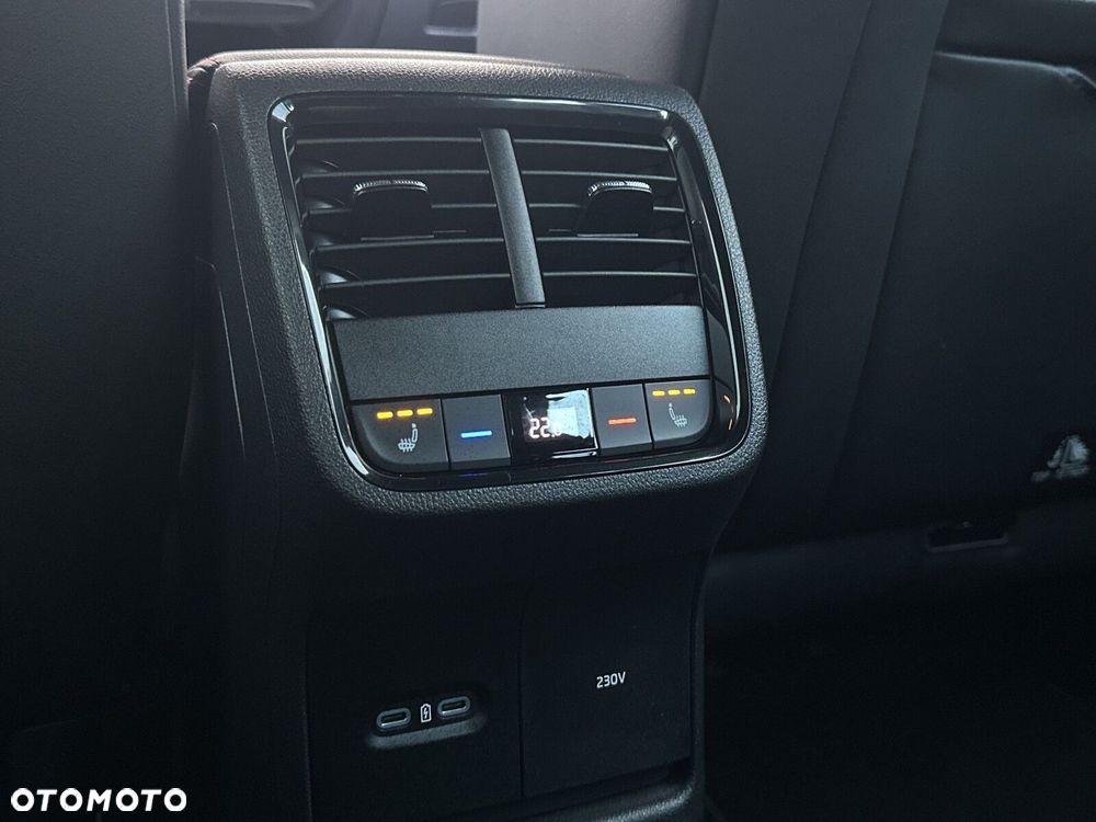 Skoda Octavia 2.0 TDI 4x4 RS DSG - 31