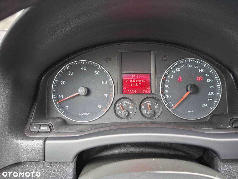 Volkswagen Golf Plus 1.6 Comfortline - 14