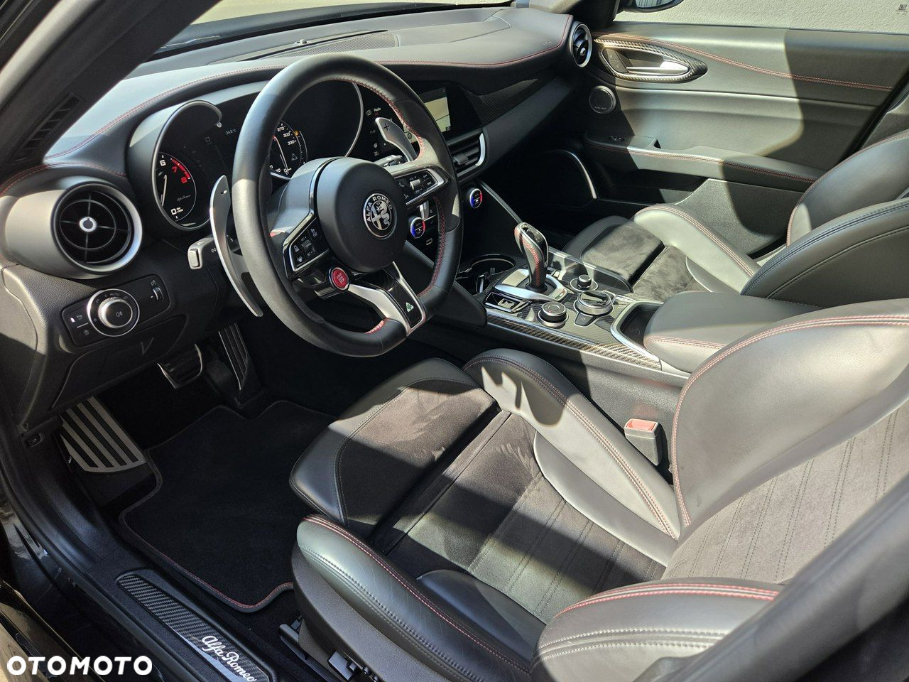 Alfa Romeo Giulia 2.9 Bi Turbo V6 Quadrifoglio - 18