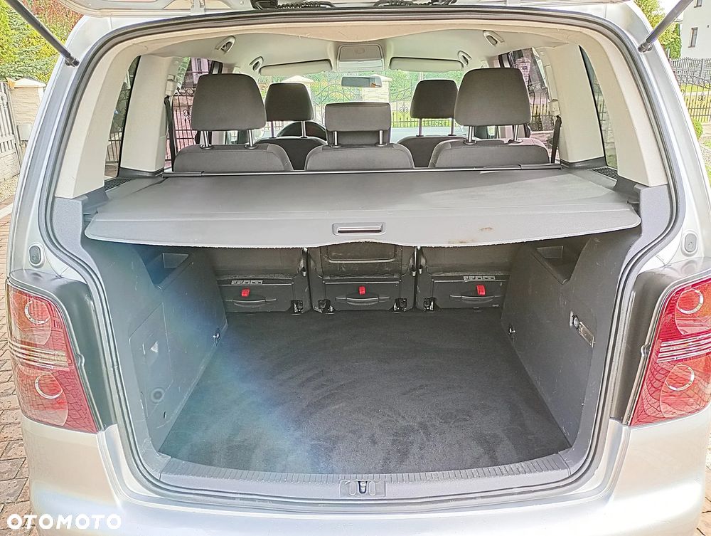 Volkswagen Touran 2.0 TDI United - 17