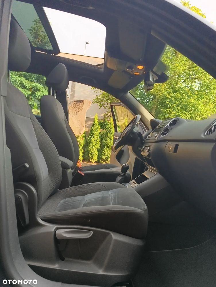Volkswagen Tiguan 2.0 TSI 4Mot Sport&Style - 8