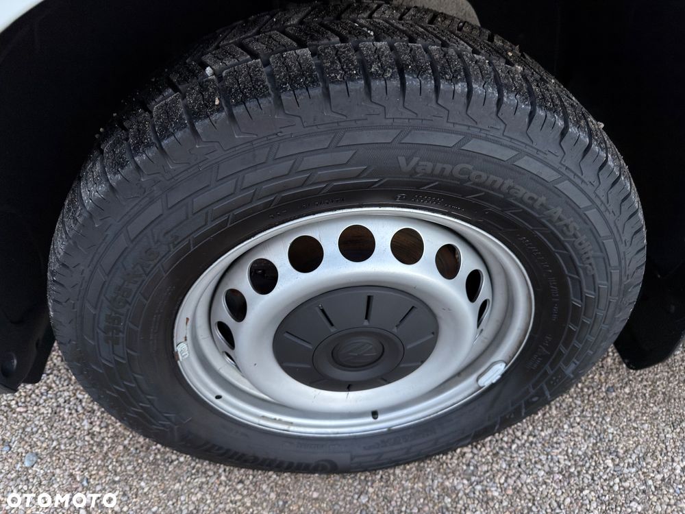 Volkswagen Crafter - 28