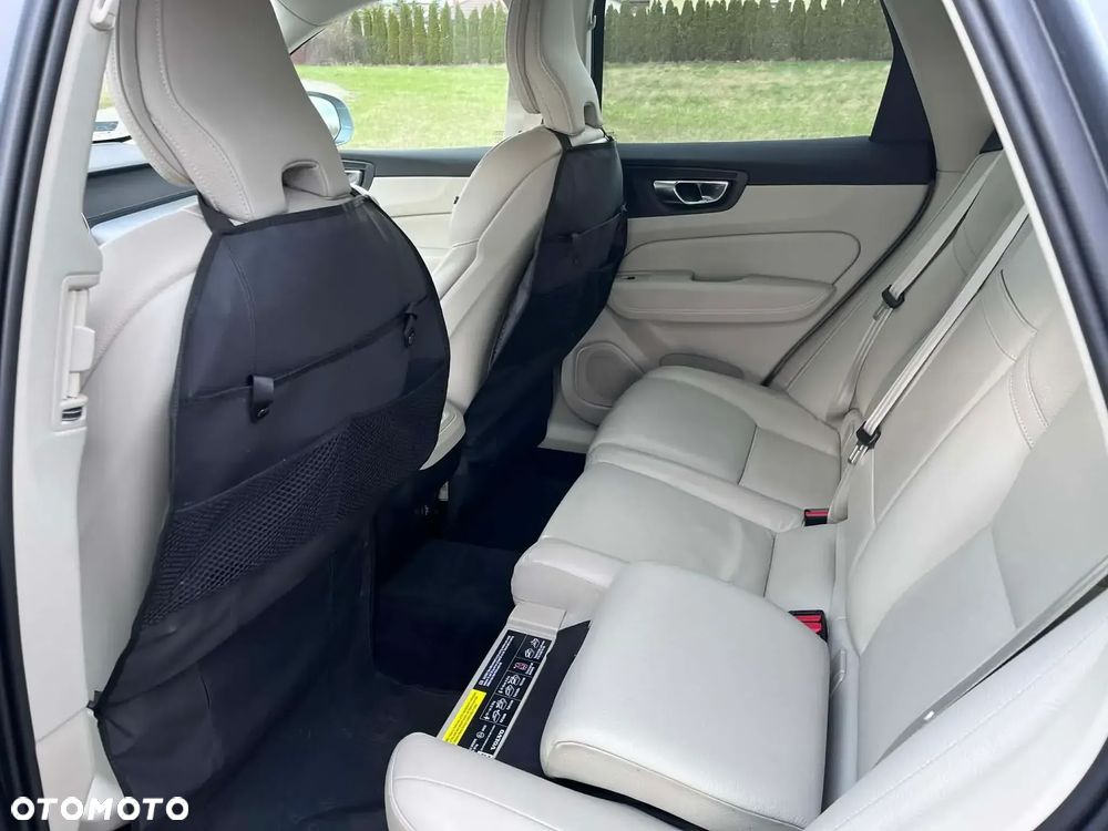 Volvo XC 60 D4 Inscription - 6