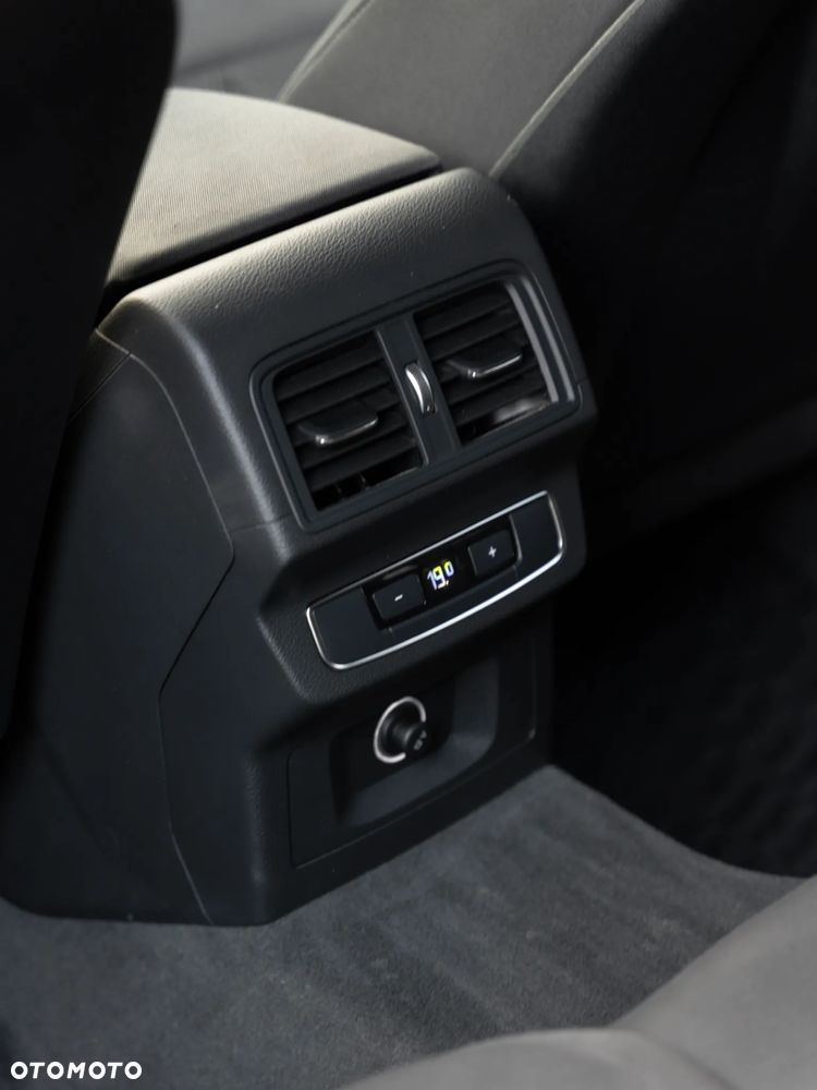 Audi Q5 35 TDI mHEV S tronic - 39