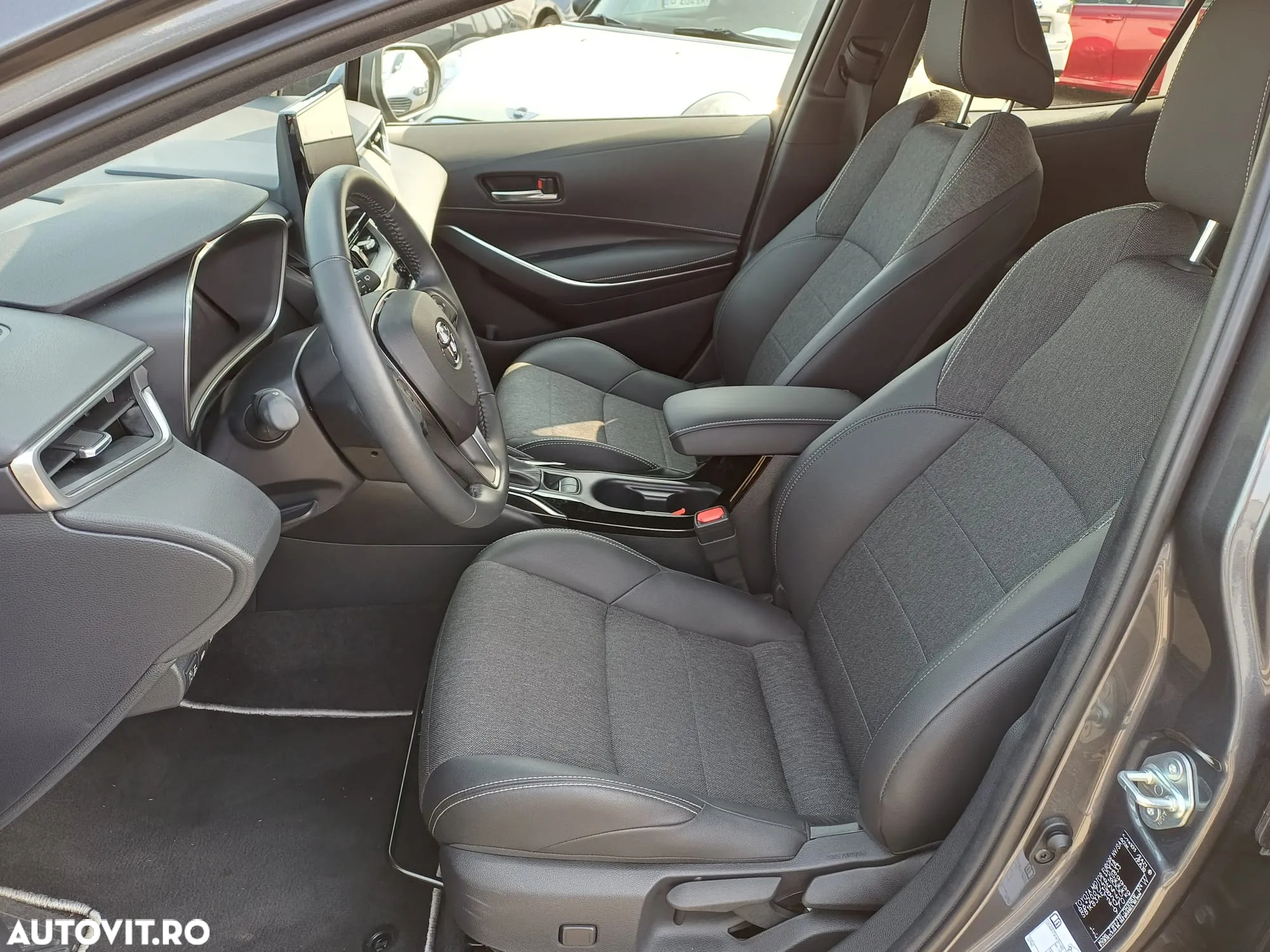 Toyota Corolla - 8