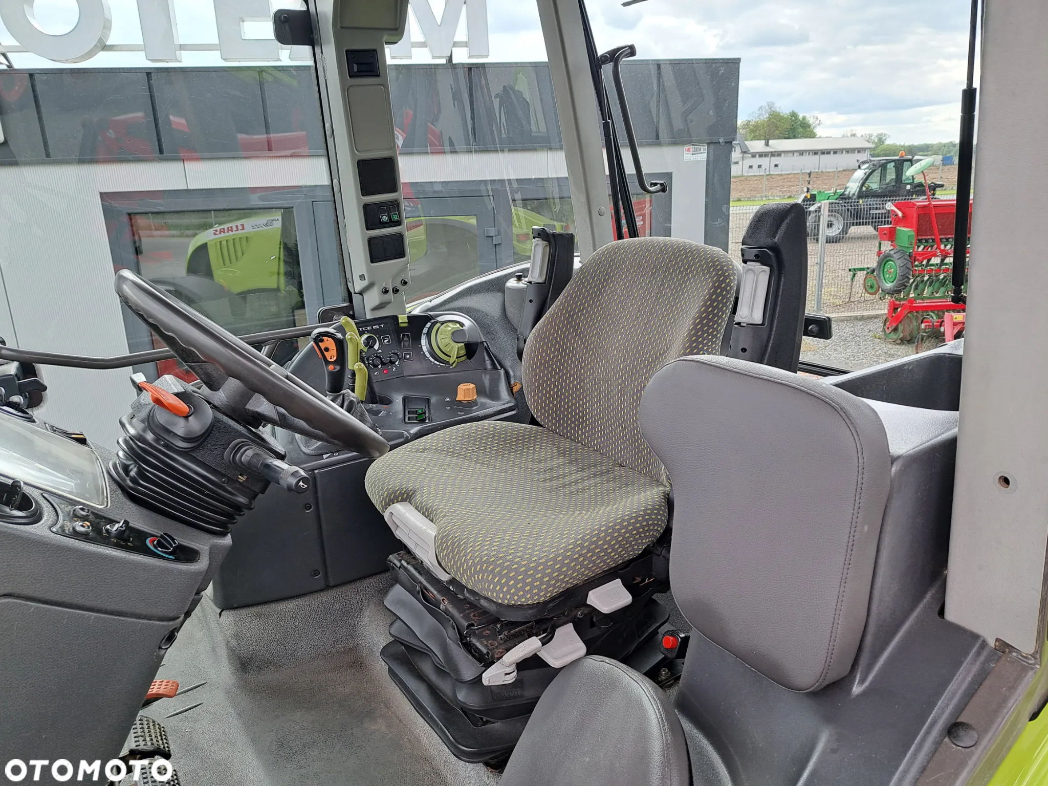 Claas ARES 657 ATZ - 10