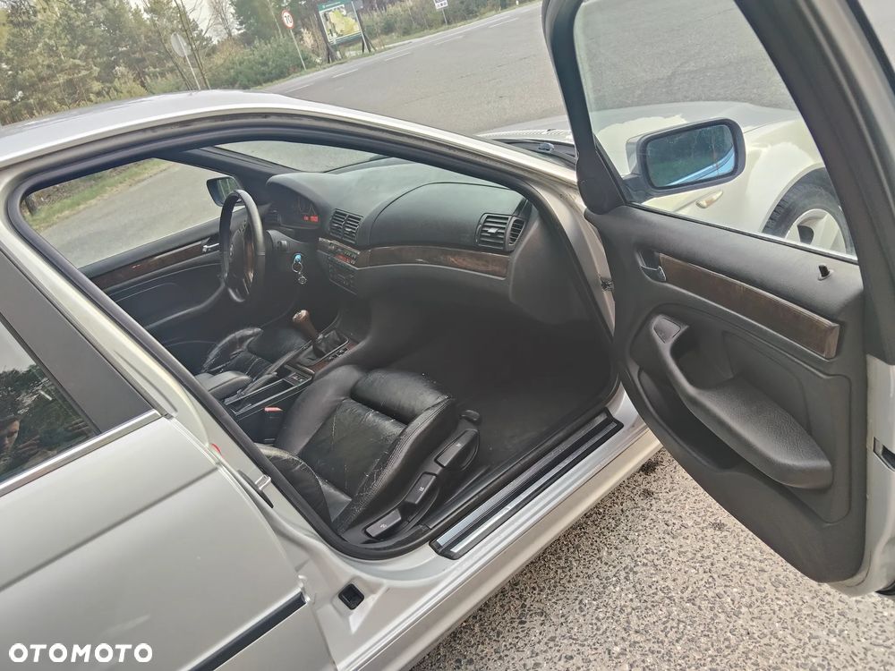 BMW Seria 3 330d - 8
