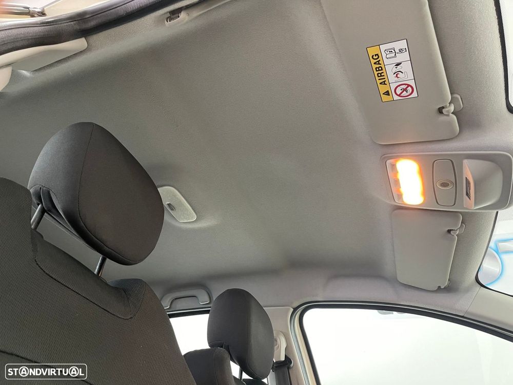 Renault Captur 1.5 dCi - 50