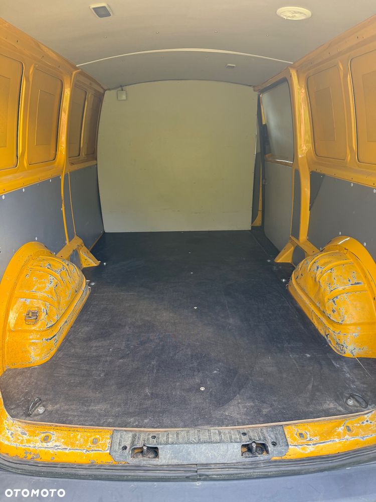 Volkswagen Transprter - 18