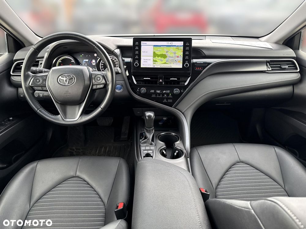 Toyota Camry 2.5 Hybrid Prestige CVT - 12