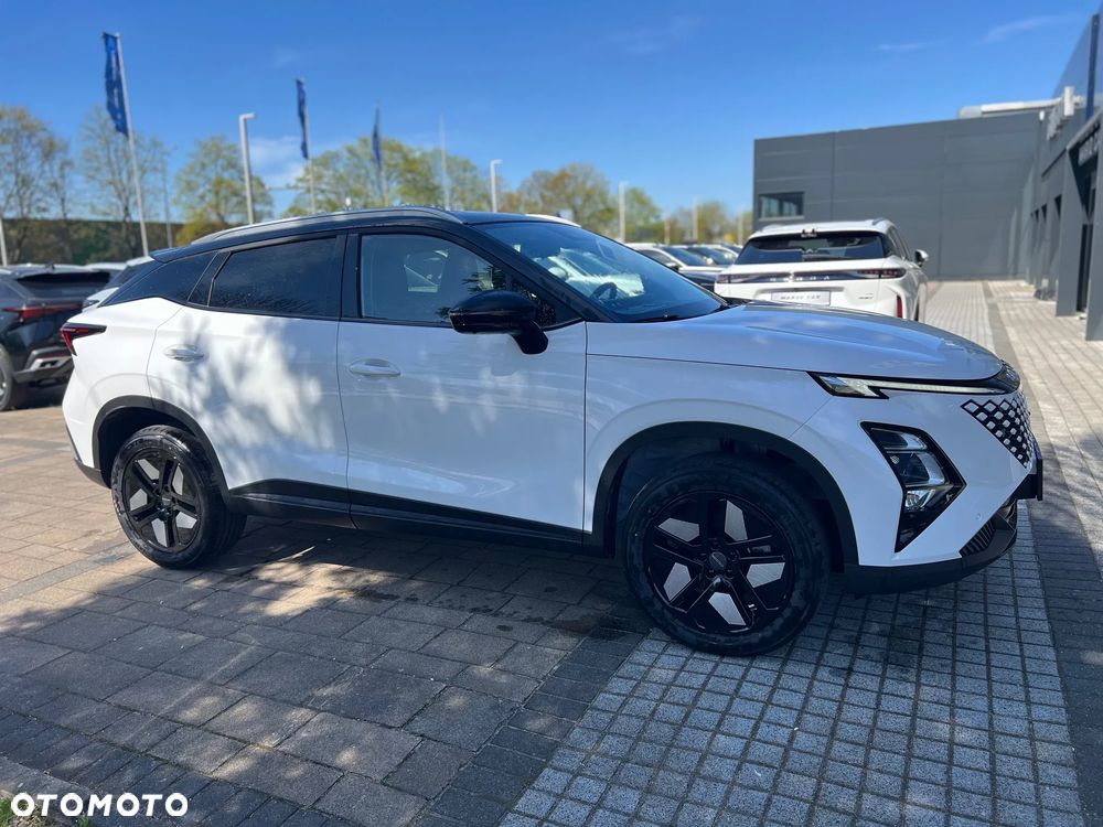 Omoda 5 1.5 T-GDI Hybrid Premium DHT - 8