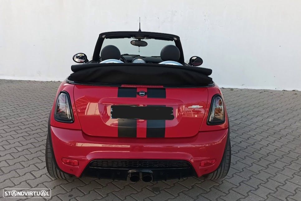 MINI Cabrio John Cooper Works - 10