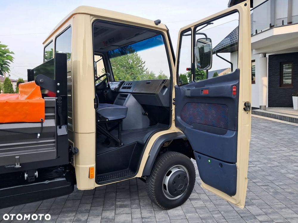 Mercedes-Benz VARIO - 23