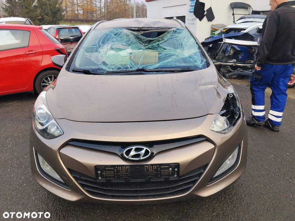 Hyundai i30 1.6 Classic - 11