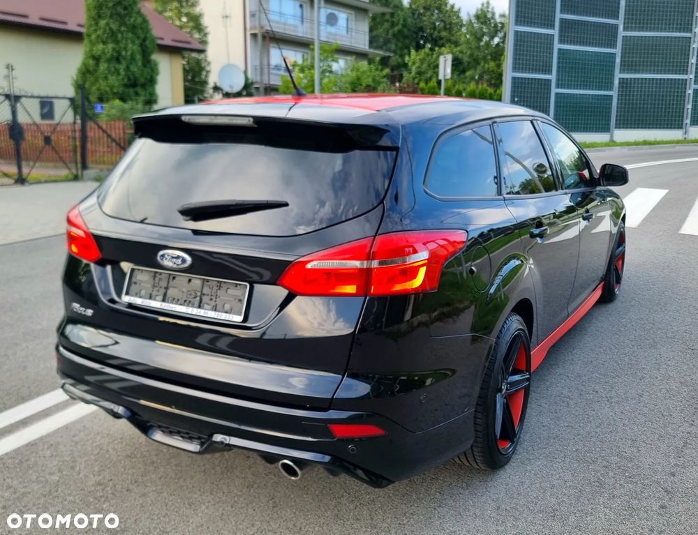 Ford Focus 2.0 TDCi DPF Start-Stopp-System Titanium - 11