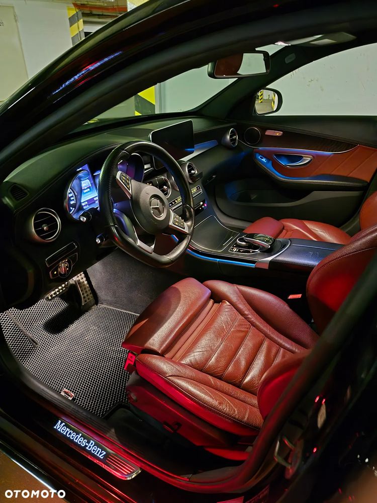 Mercedes-Benz Klasa C 300 7G-TRONIC - 7