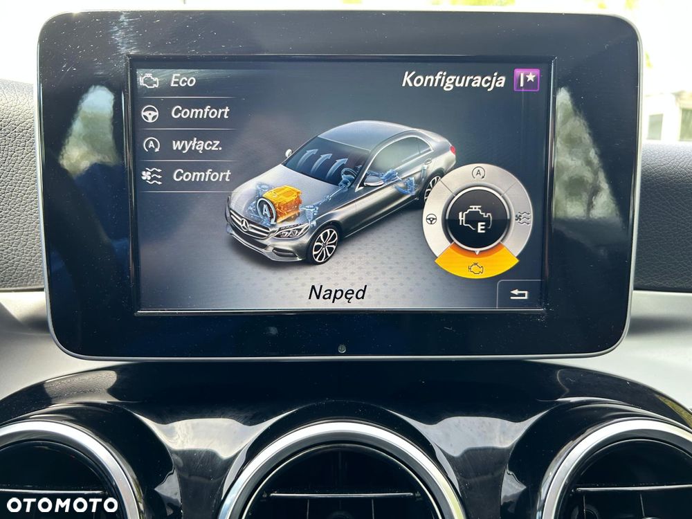 Mercedes-Benz Klasa C 160 9G-TRONIC - 35