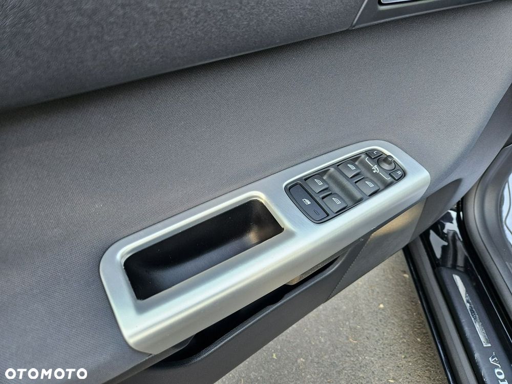 Volvo V50 DPF D3 Momentum - 16