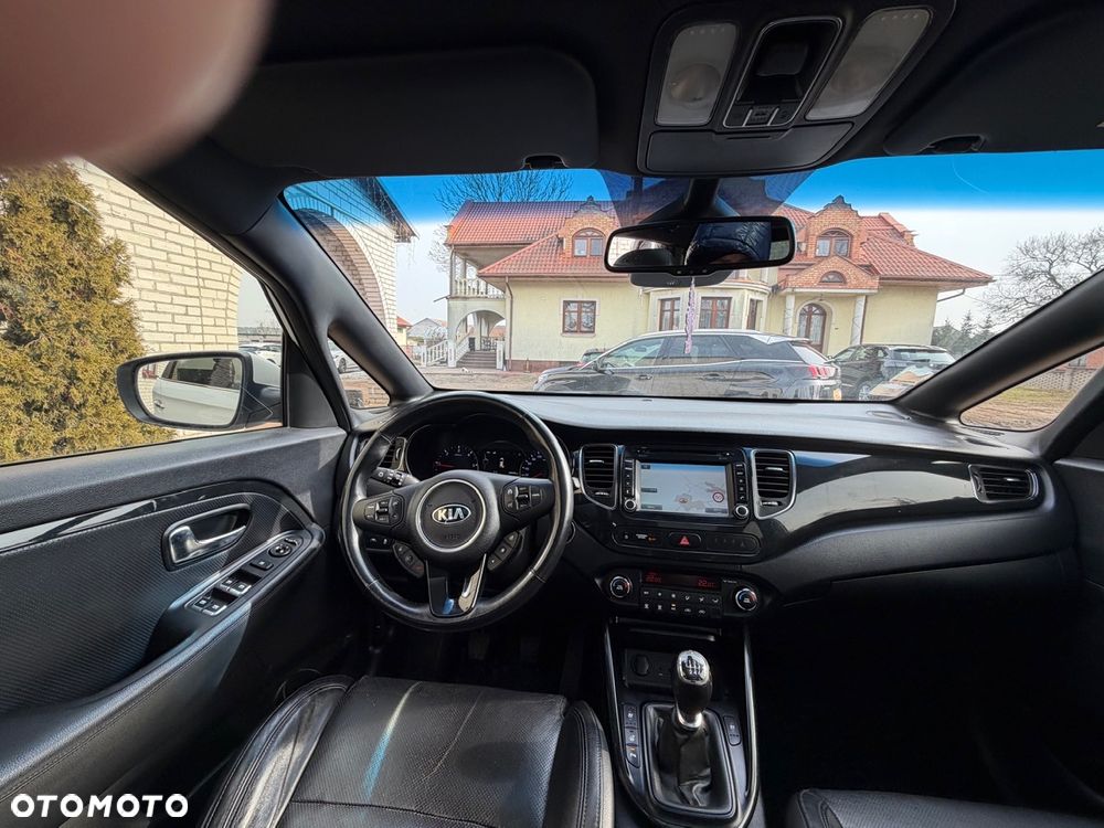 Kia Carens 1.7 CRDi 115 Dream-Team Edition - 14