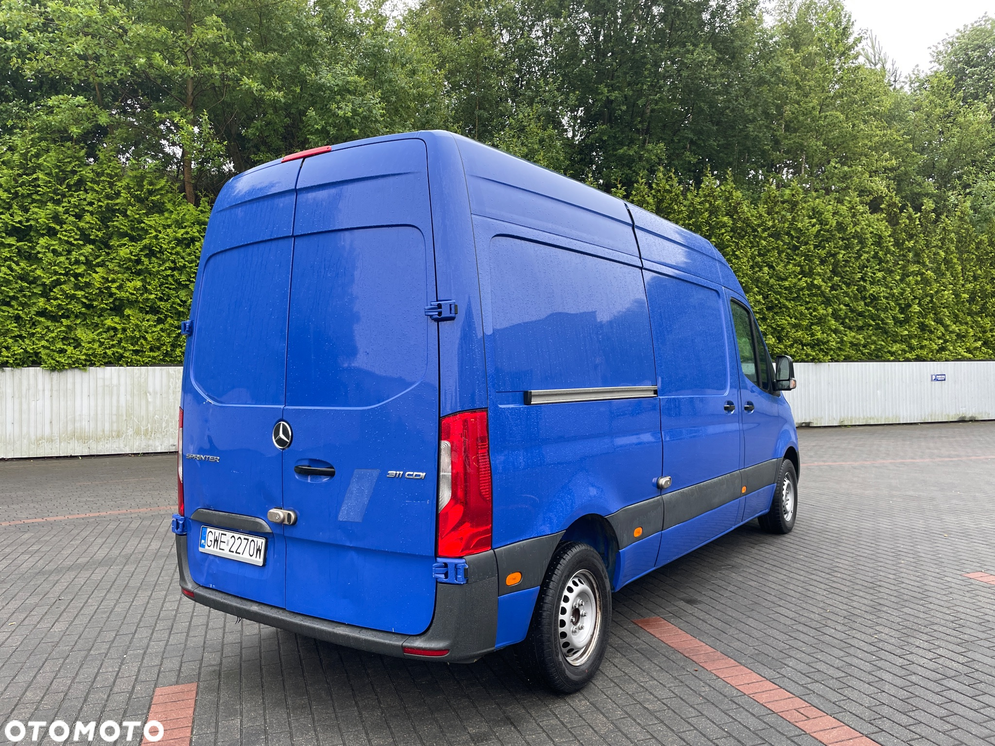 Mercedes-Benz Sprinter - 5