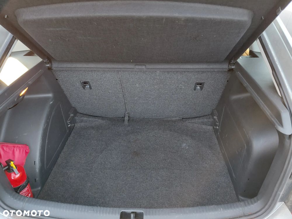 Skoda RAPID Spb 1.6 TDI DPF Ambition - 11
