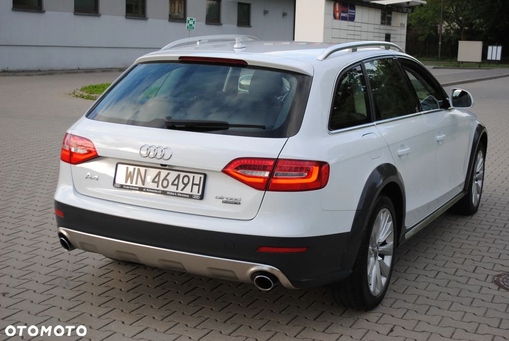 Audi A4 Allroad - 36