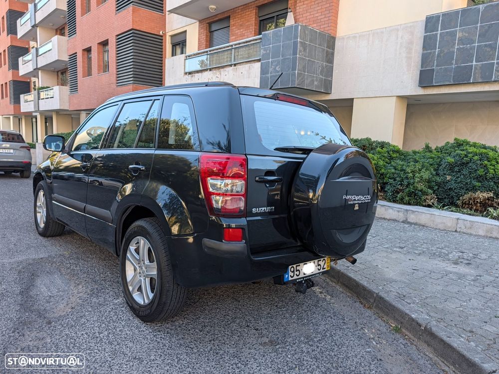 Suzuki Grand Vitara 1.9 DDiS X-Nature - 11