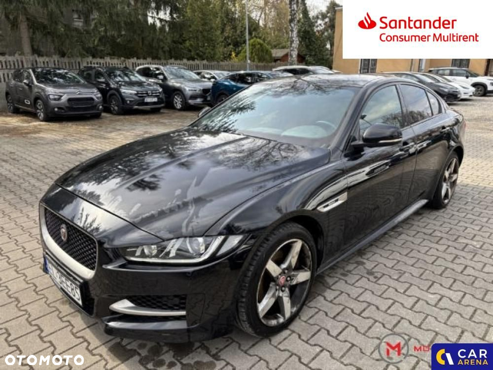 Jaguar XE - 3