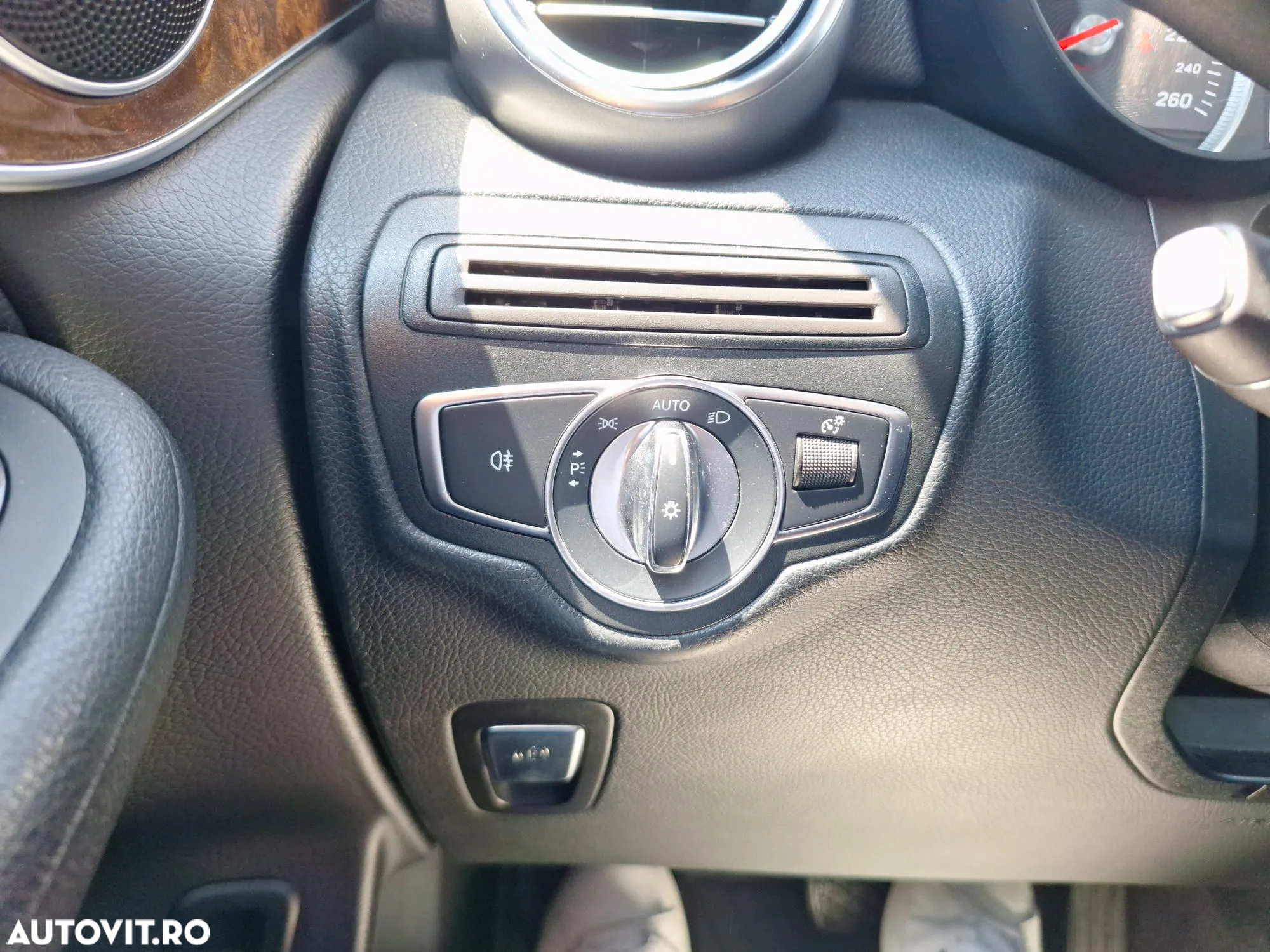 Mercedes-Benz GLC 220 d 4MATIC - 22