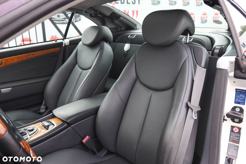 Mercedes-Benz SL 500 - 21