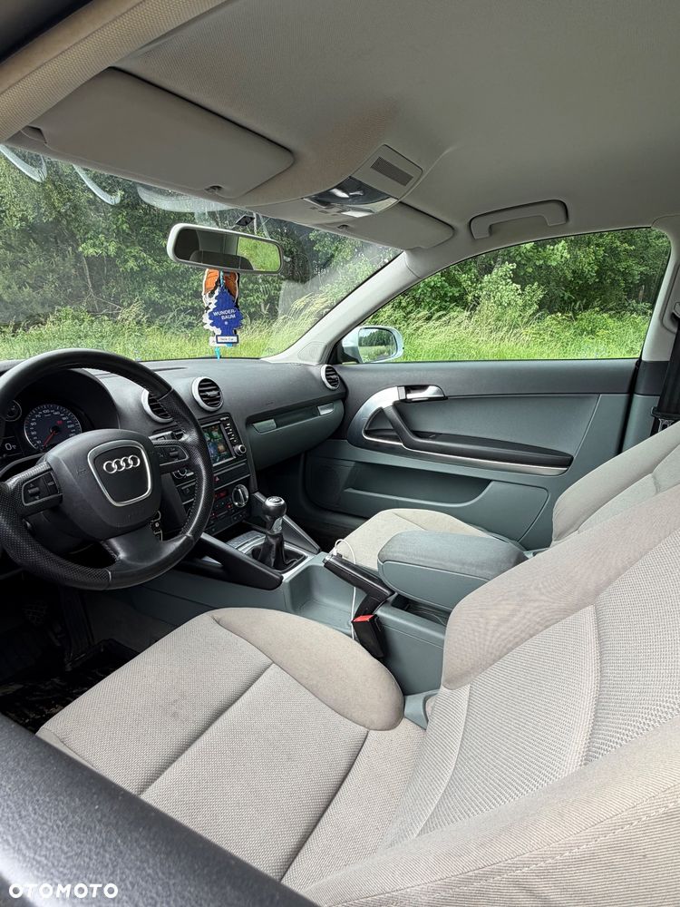 Audi A3 3-drzwiowe 2.0 TDI DPF Attraction - 15
